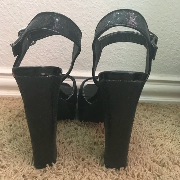 Lola Shoetique sparkly black platform heels - Picture 6 of 6